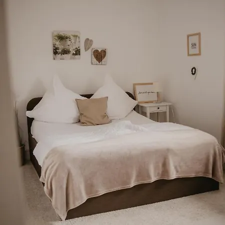 Apartment Haeserhof Gaestehaus & Stall-loft Raddestorf